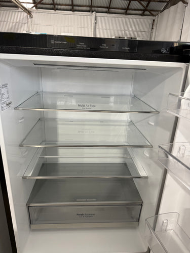 Factory second LG GB-W455MBL 420L Bottom Mount Fridge (Black) - Second Hand Appliances Geebung